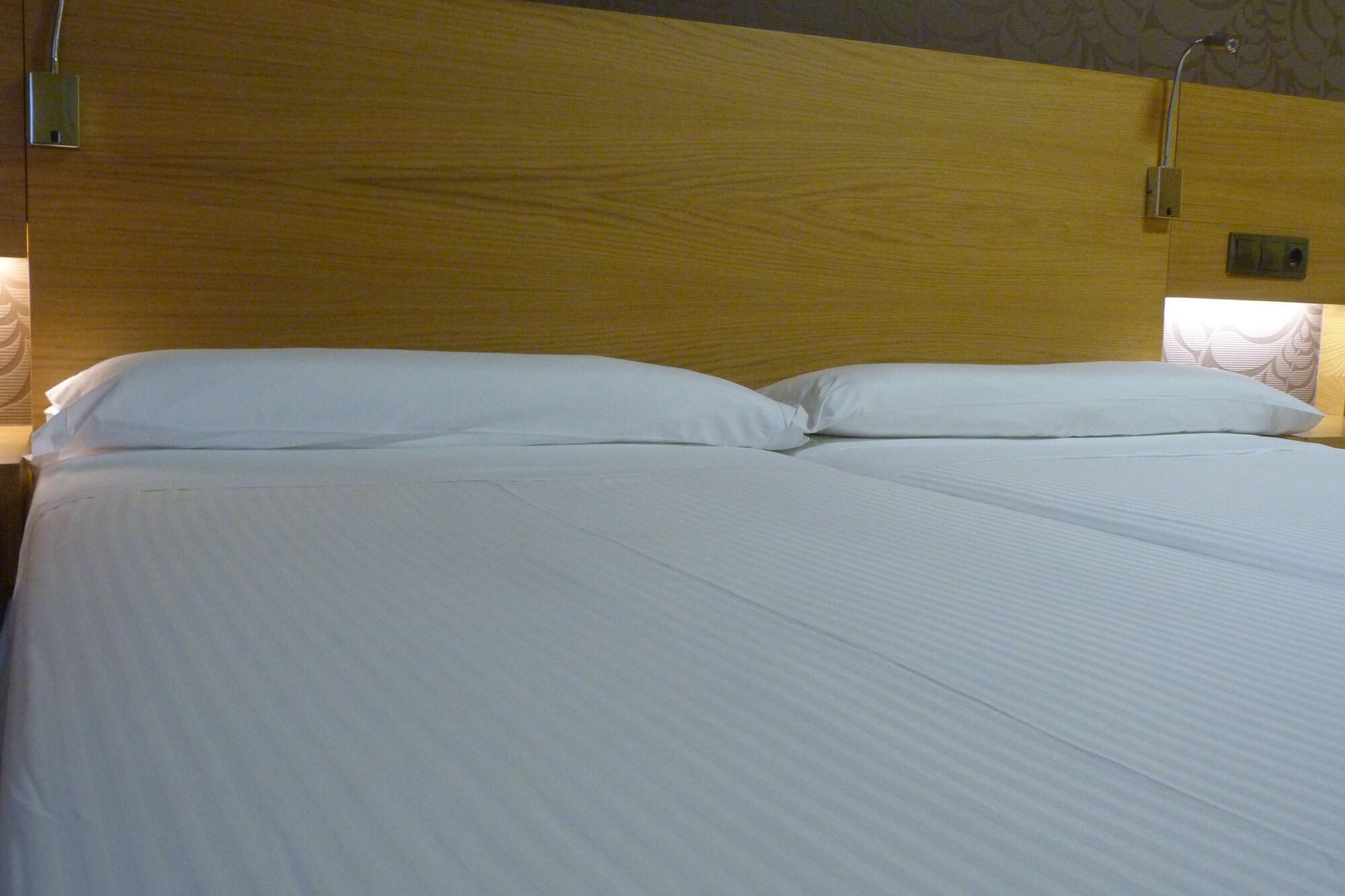 Hotel Nordes Burela Екстериор снимка
