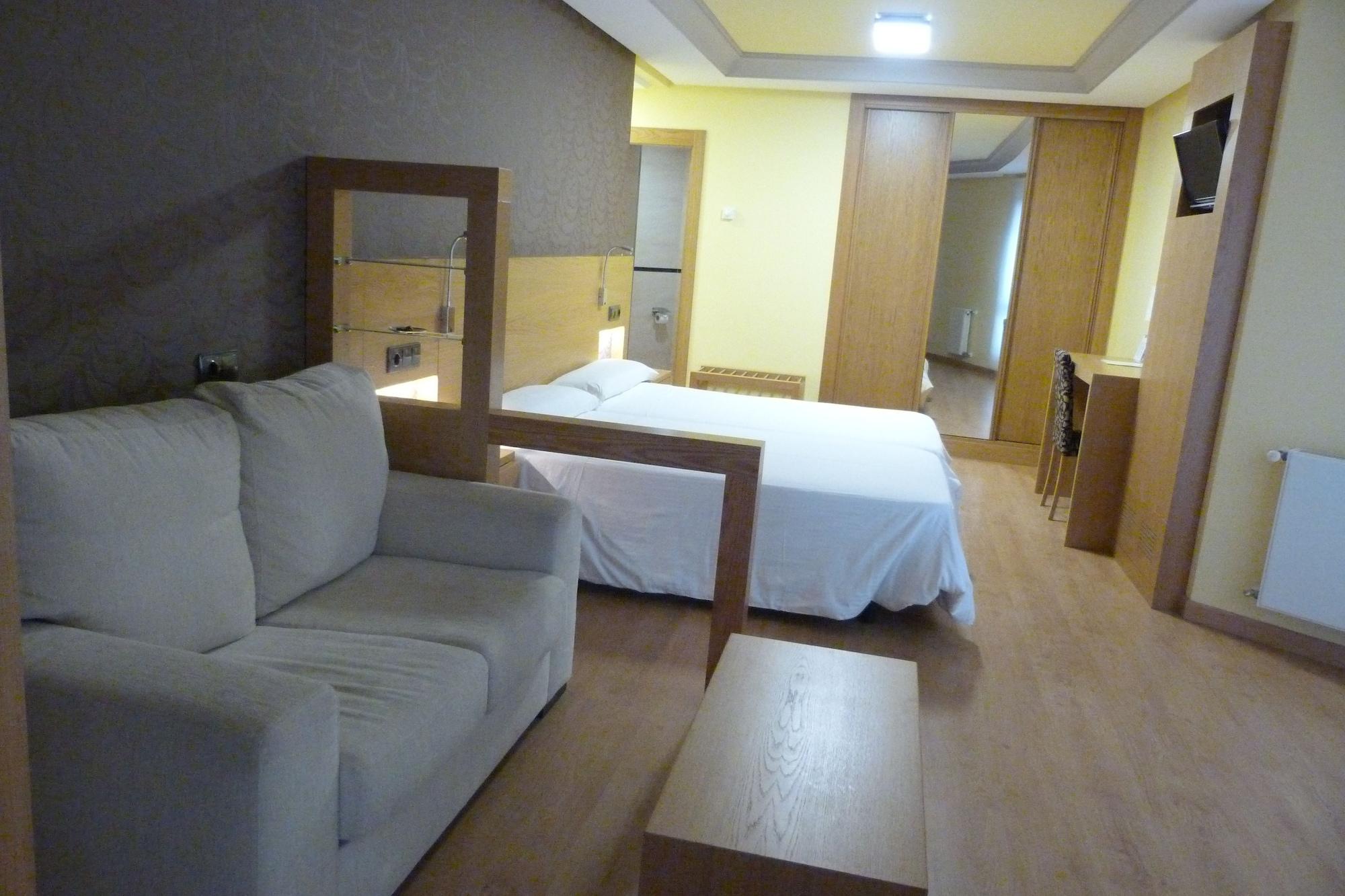 Hotel Nordes Burela Екстериор снимка