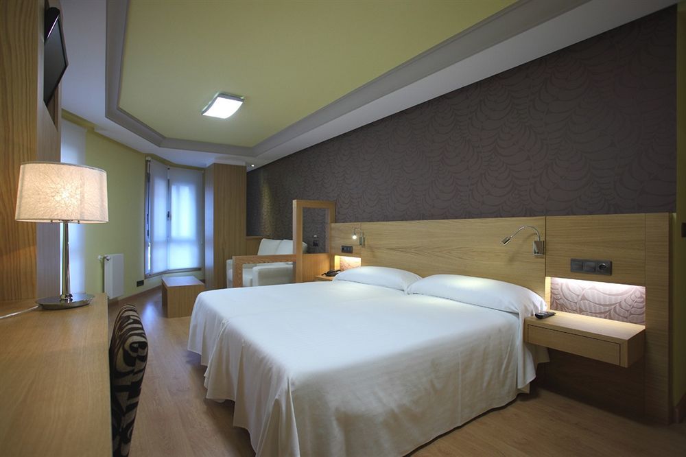 Hotel Nordes Burela Екстериор снимка